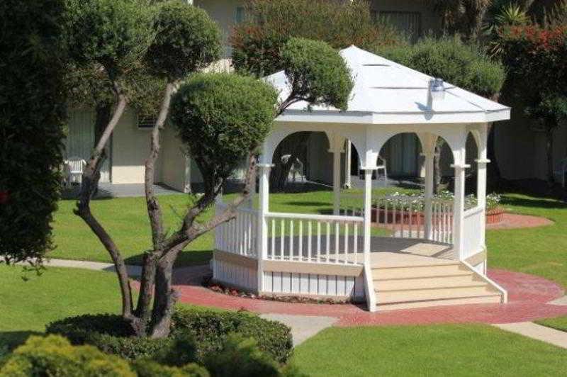 Best Western Golden Sails Hotel Long Beach Esterno foto