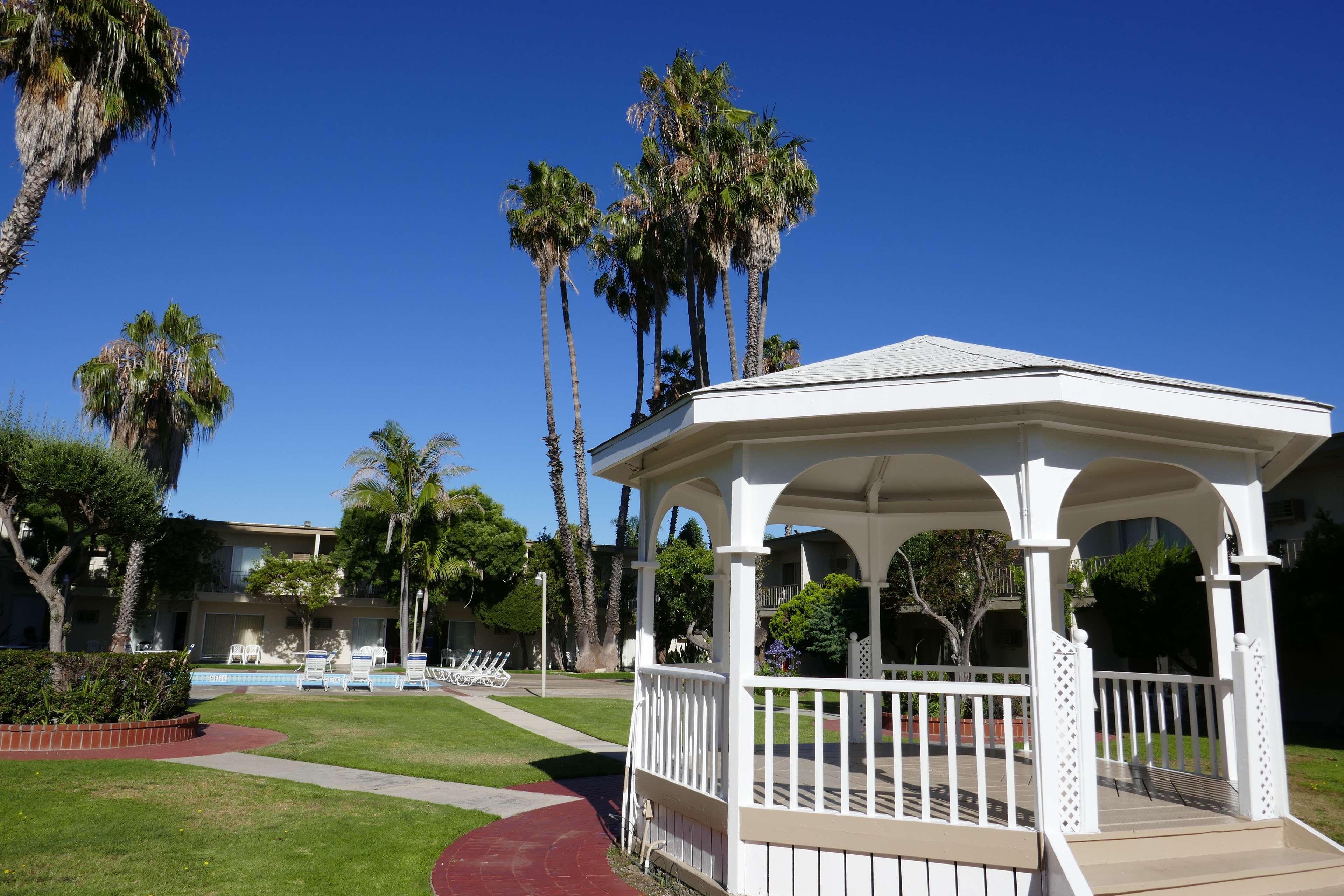 Best Western Golden Sails Hotel Long Beach Esterno foto