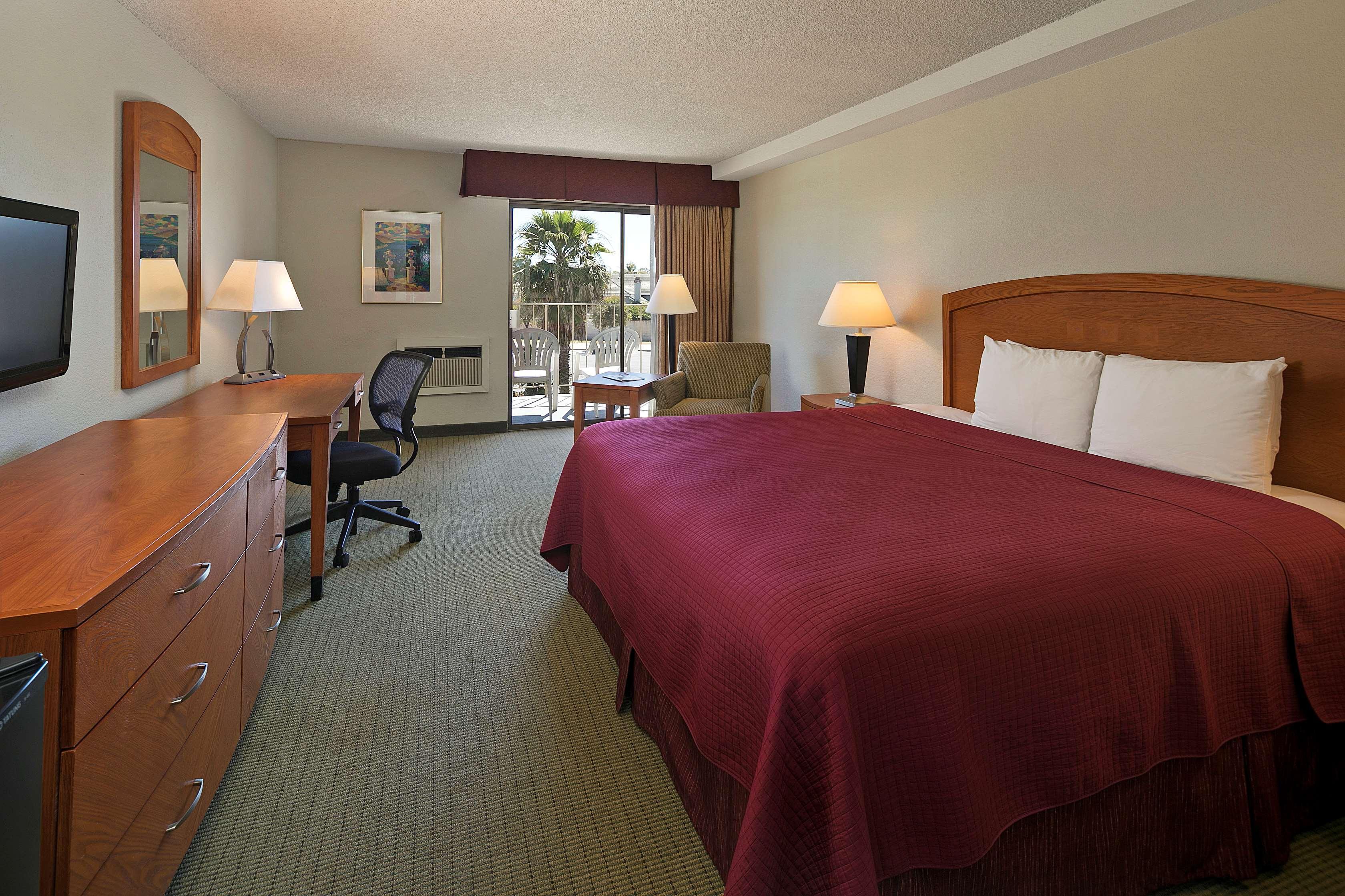 Best Western Golden Sails Hotel Long Beach Esterno foto