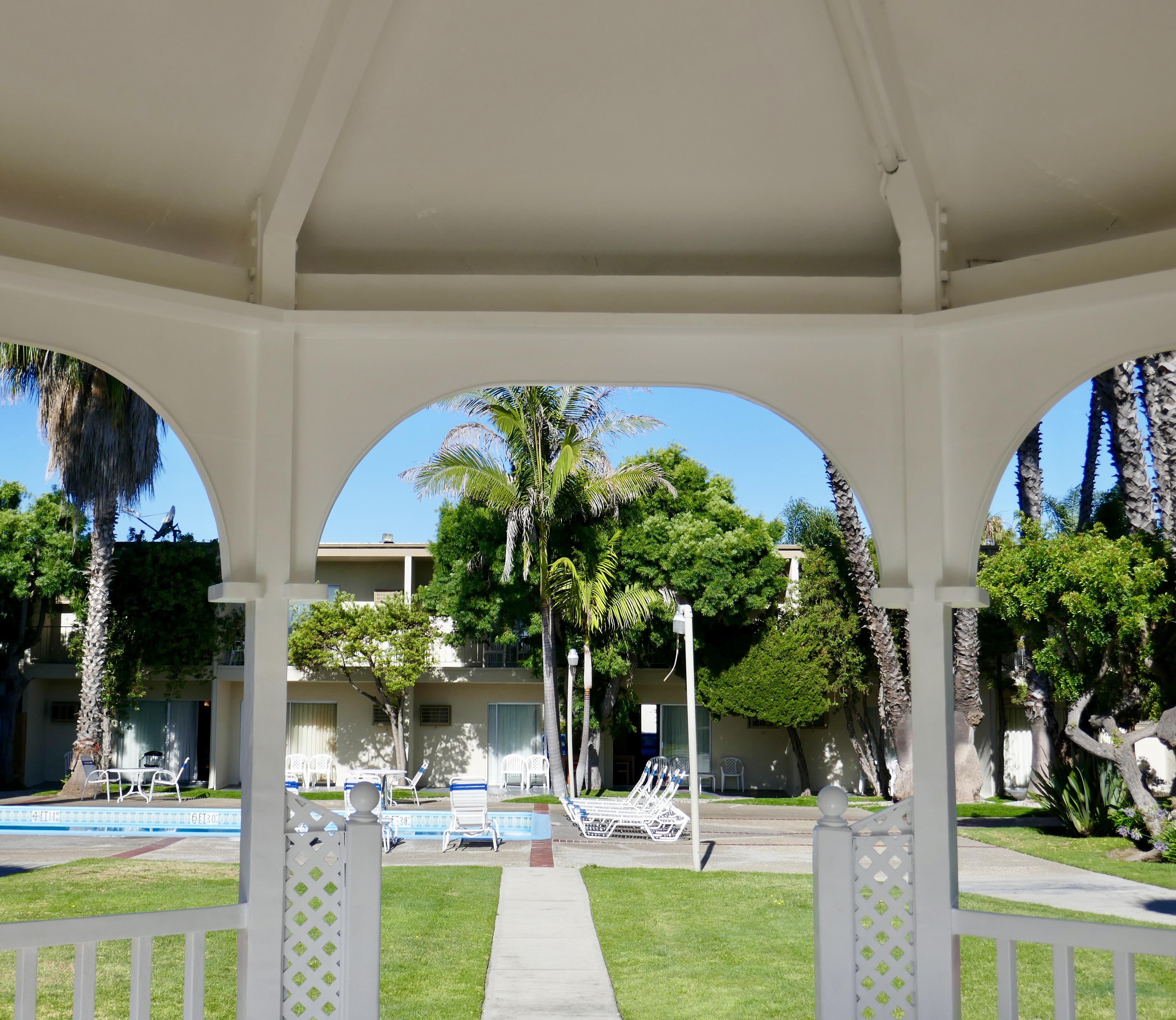 Best Western Golden Sails Hotel Long Beach Esterno foto
