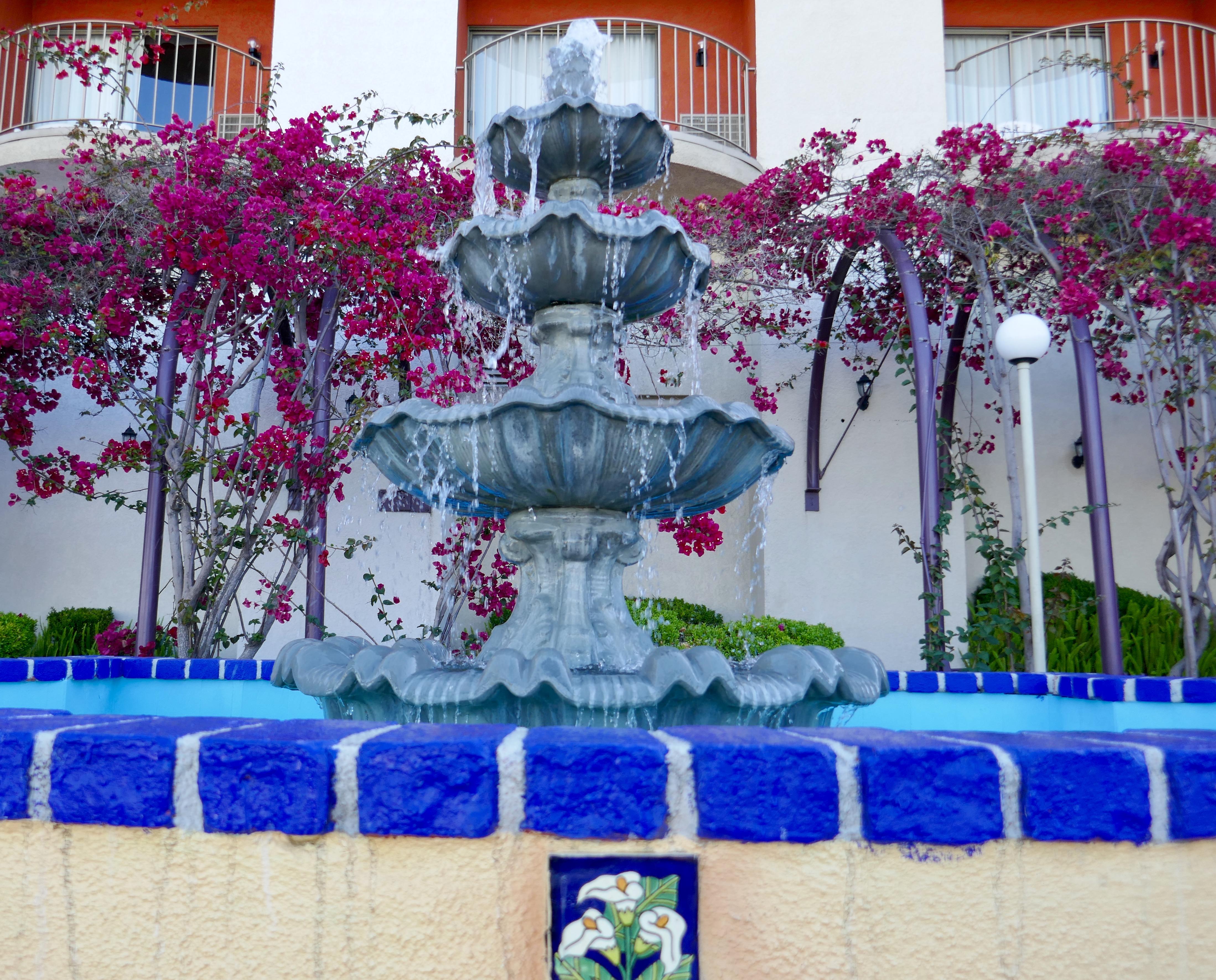 Best Western Golden Sails Hotel Long Beach Esterno foto